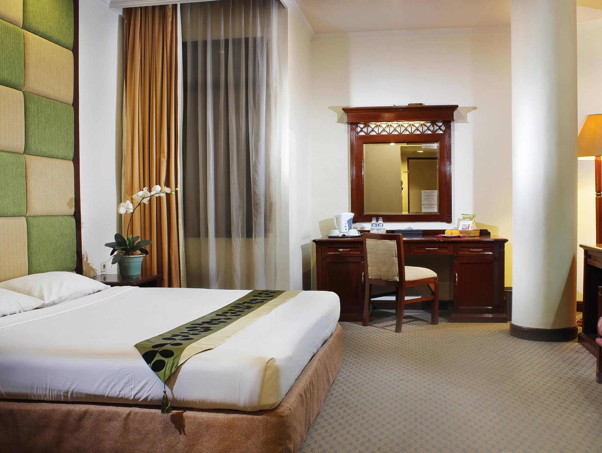 Sanno Hotel Джакарта Экстерьер фото